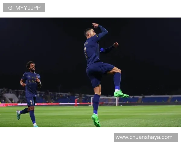 南美杯卡利美洲队前锋帽子戏法领跑射手榜